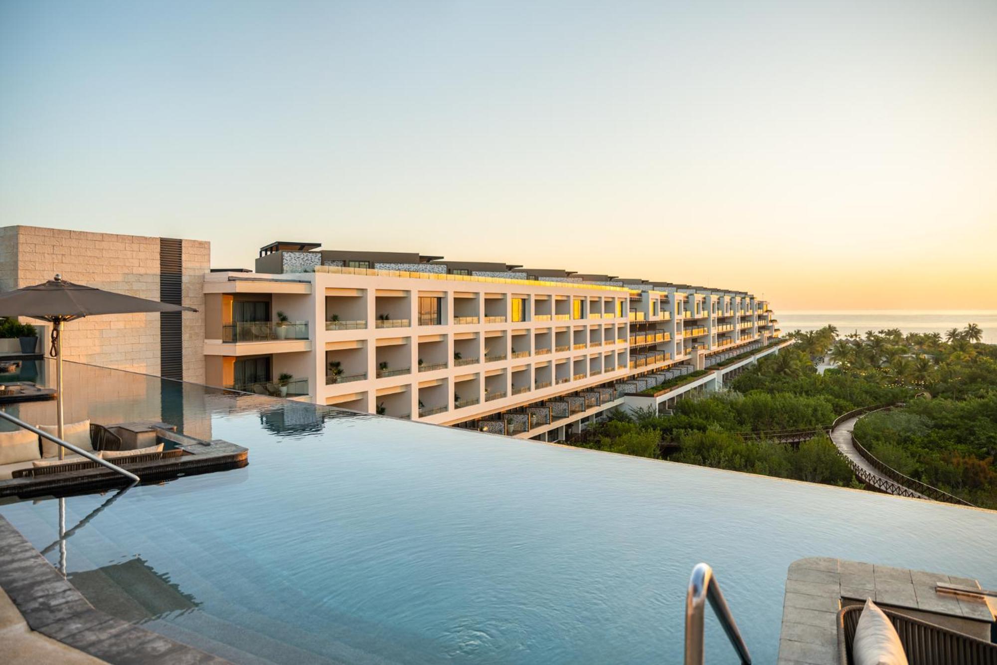 Hotel Atelier Playa Mujeres (Adults Only) Cancún Esterno foto